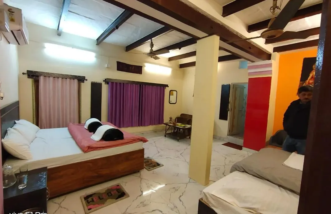 Bed & Breakfast Suraj Inn-1