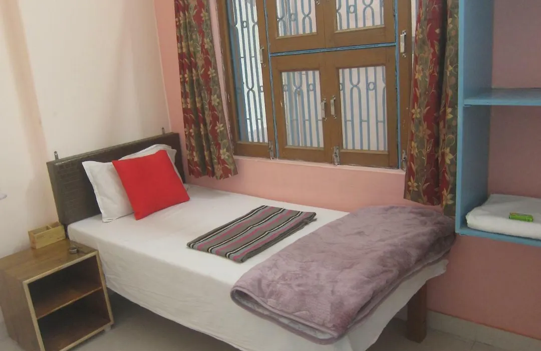 Kedar Guest House -Feel At Home-1